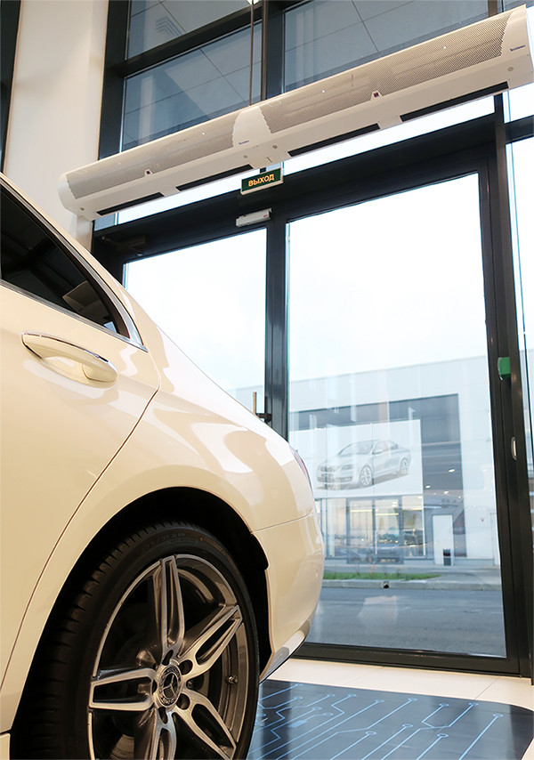 Тепловая завеса Тепломаш серии Комфорт 300 КЭВ-П3141A